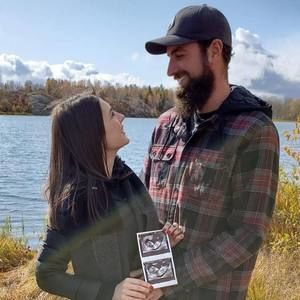 Meet your Posher, Ève